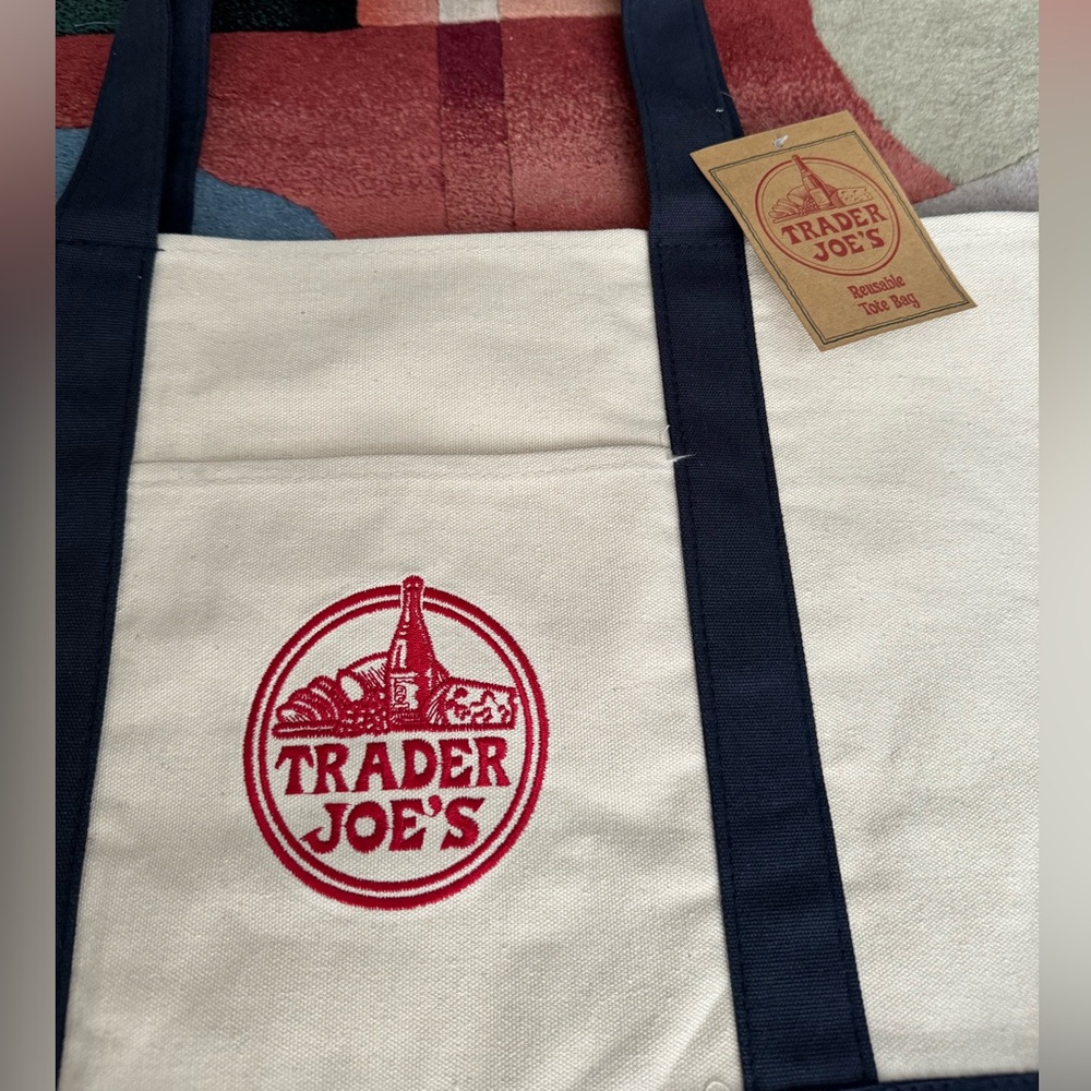 NWT Trader Joe’s reusable canvas bag - Picture 3 of 6